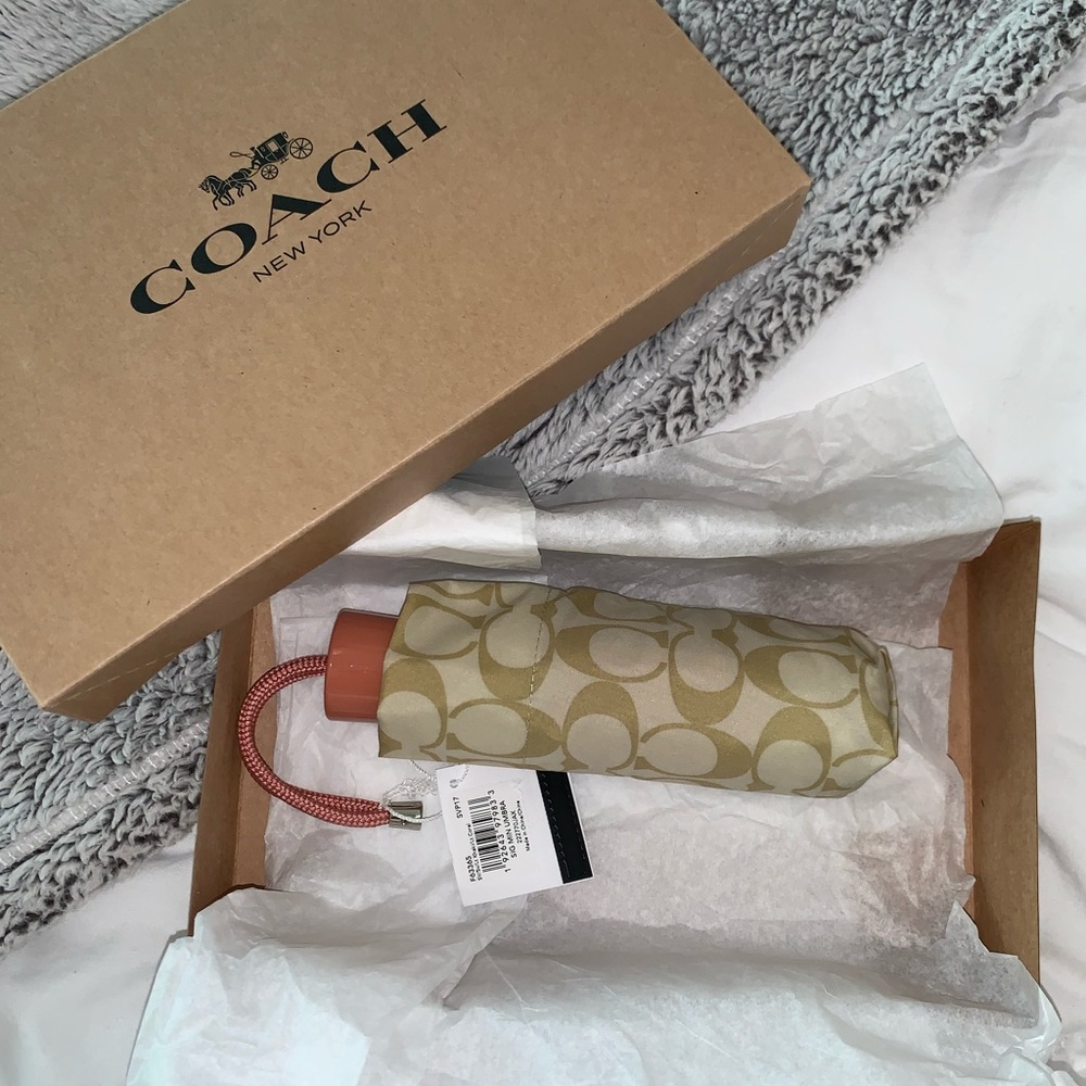 NWT COACH Umbrella